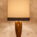 Paralume a cilindro in lino grezzo e bordi di velluto alto 5cm. Diametro 50cm, altezza 45cm.